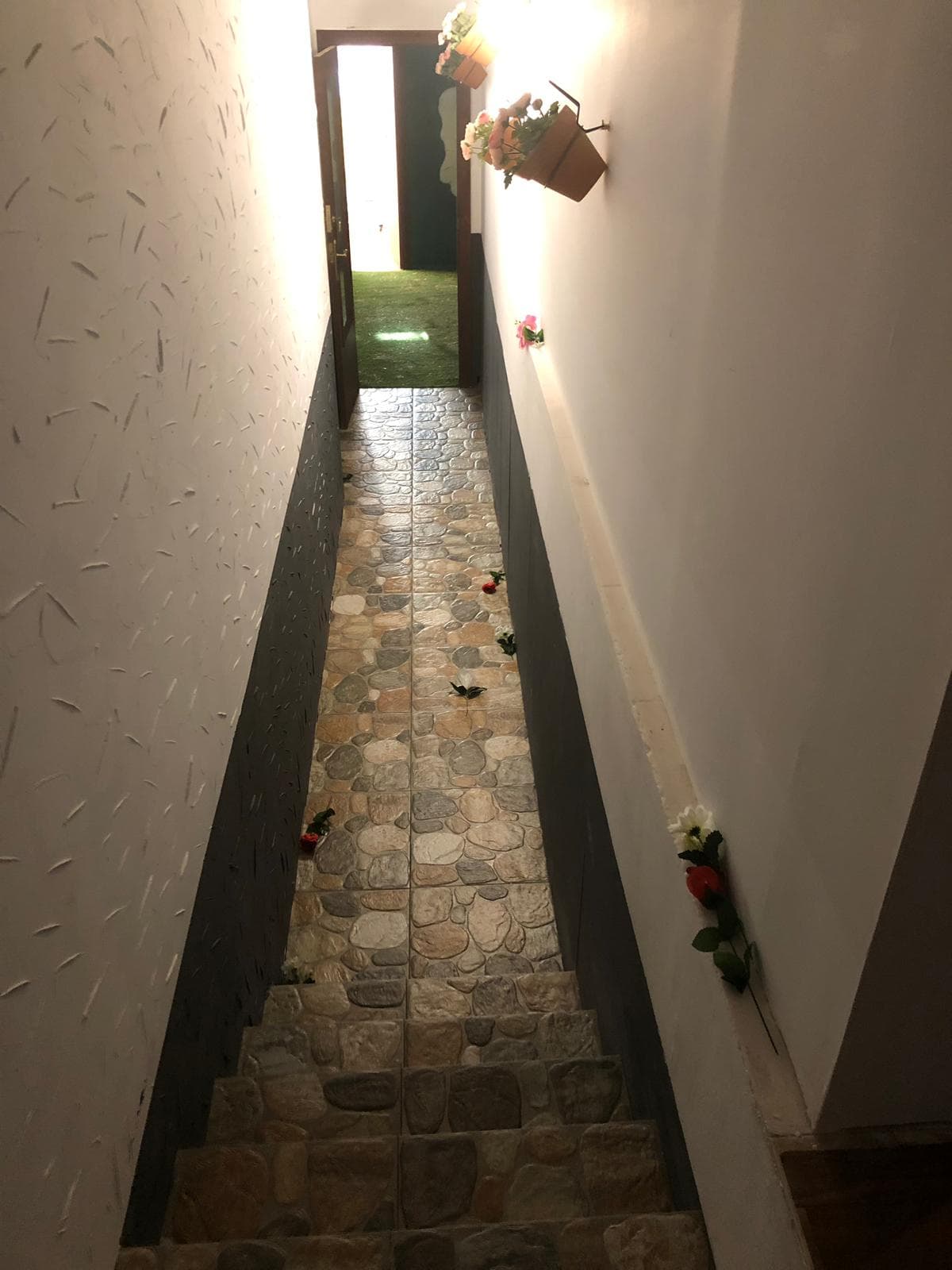 Pasillo de Bites Motel escape room